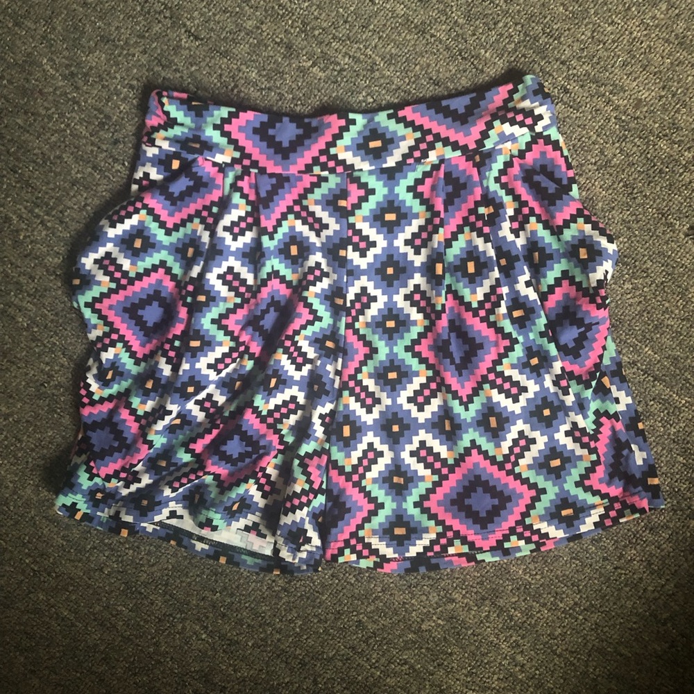 shorts with pockets fun pattern
